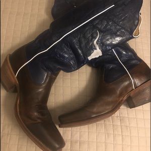 Cowboy boots. Leather.